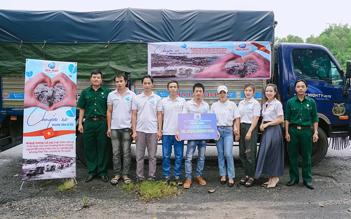 Hình ảnh trải nghiệm khách hàng là ưu tiên hàng đầu tại shbet0, với dịch vụ hỗ trợ tận tâm 24/7.